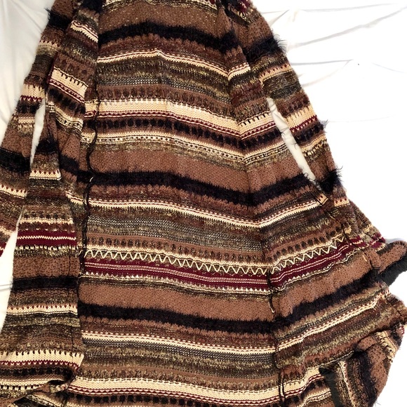 Long Urban Outfitters Sweater with Hood - Picture 4 of 4